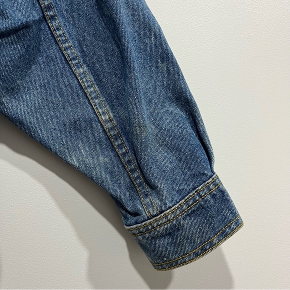 Vintage denim jacket - Picture 6 of 16